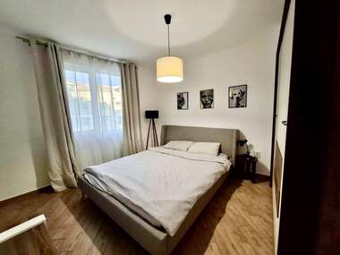 Miete - Wohnung in Wazrajdane,  Burgas