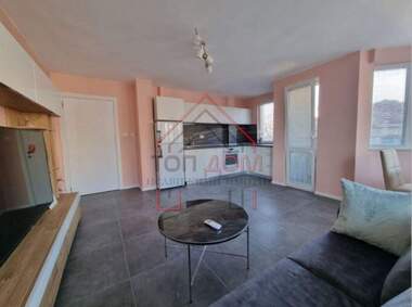 For rent - Apartment in Kolhozen pazar,  Varna