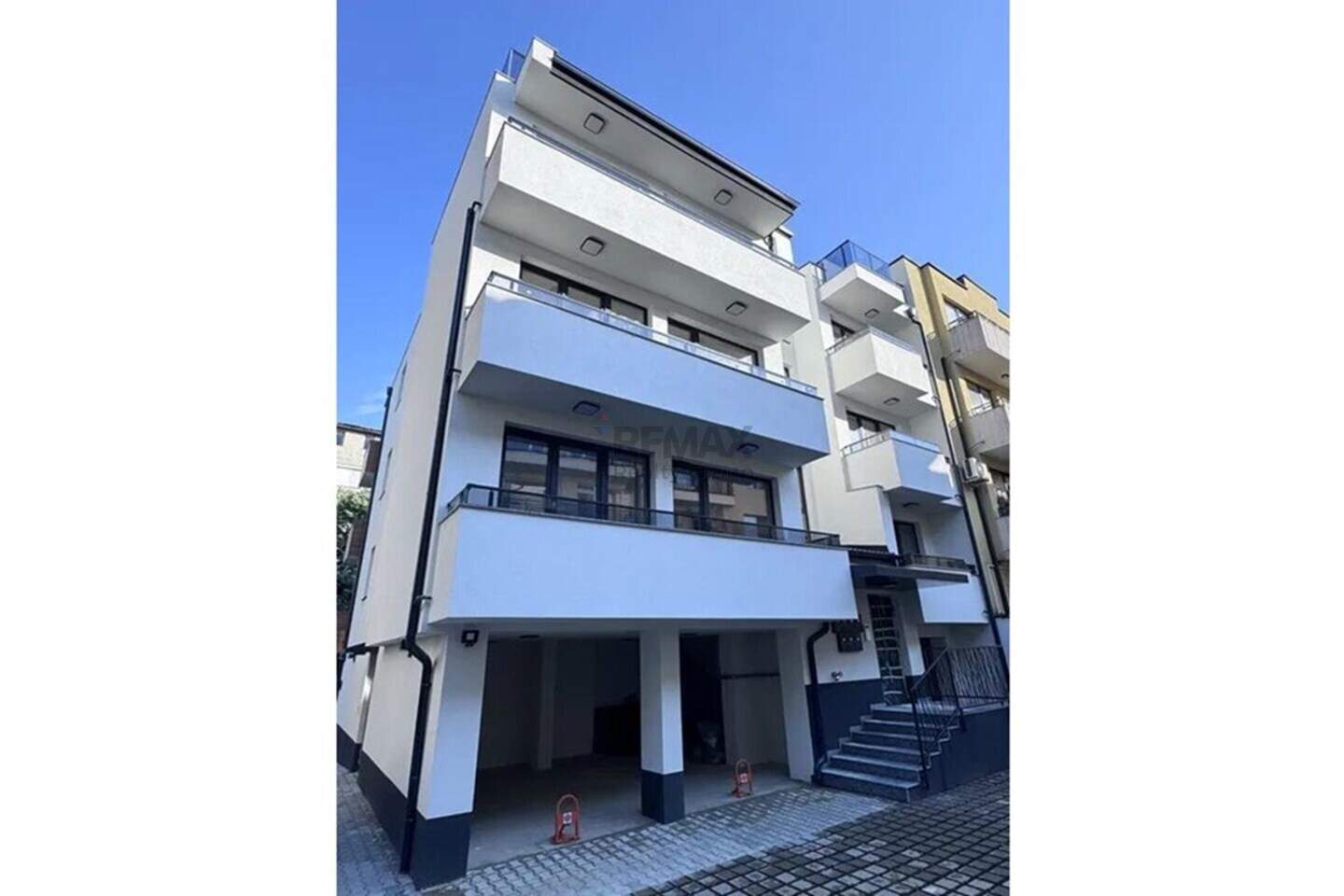 1 bedroom Apartment in Tsentar, Targovishte – photo 2