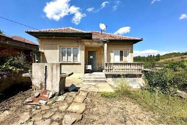Vânzare - Casă în Dobromirka,  Gabrovo