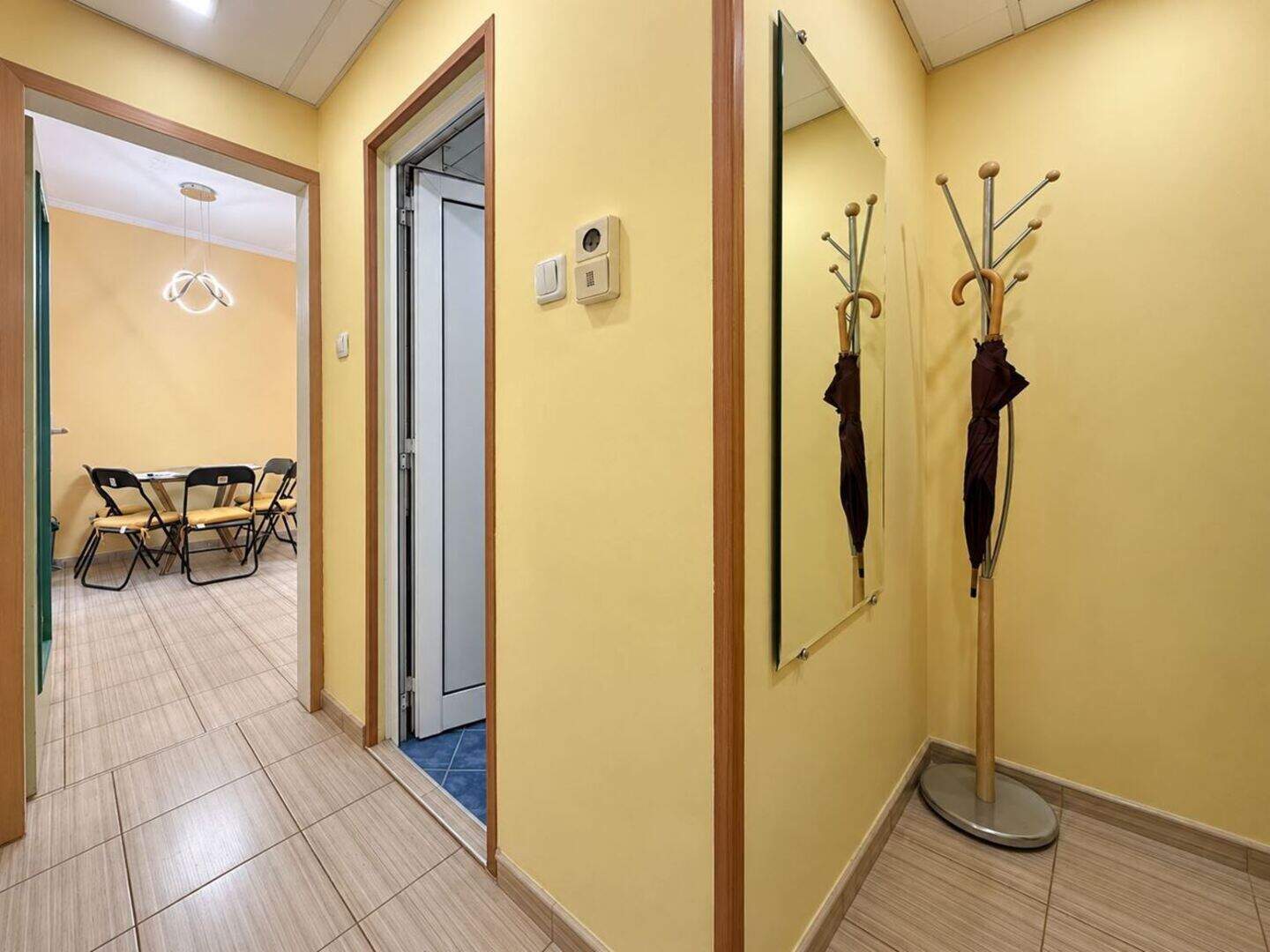 Двустаен Апартамент в Център, София – снимка 5