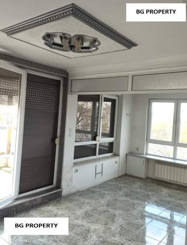 Продажба - Апартамент в Каменица 1,  Пловдив