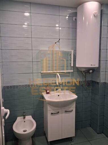 Vânzare - Apartament în Center,  Varna