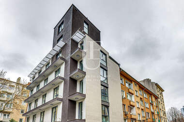 Verkauf - Wohnung in Center,  Sovia