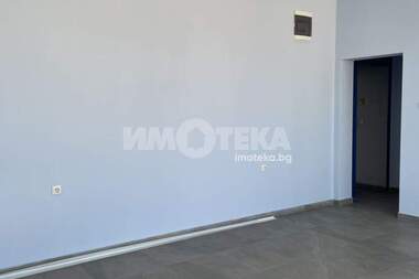 For rent - Office in Industrialna zona-Iug,  Plovdiv