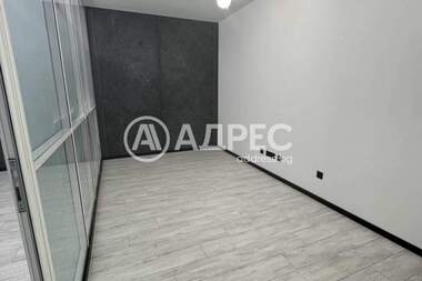 Ενοίκιο - Γραφείο σε Лозенец,  София
