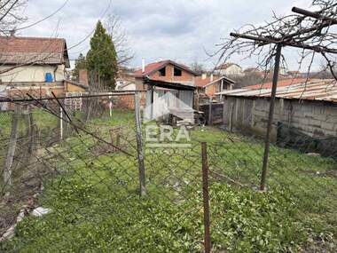 Продажа - Этаж дома в Република,  Хасково