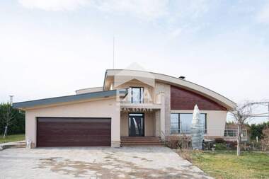 For sale - House in Stamboliyski,  Haskovo