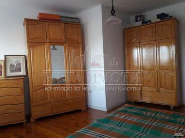 Продажа - Квартира в Център,  Бургас