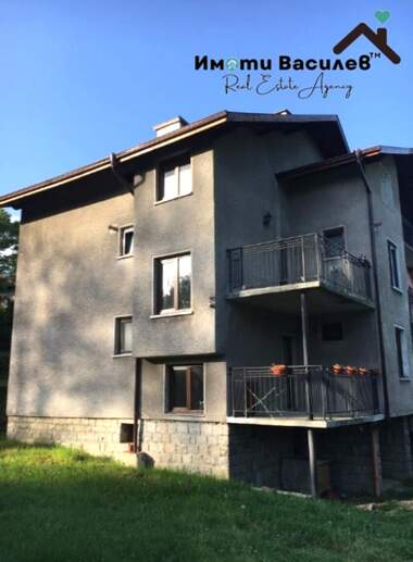 Продажба - Етаж от къща във Владая,  София