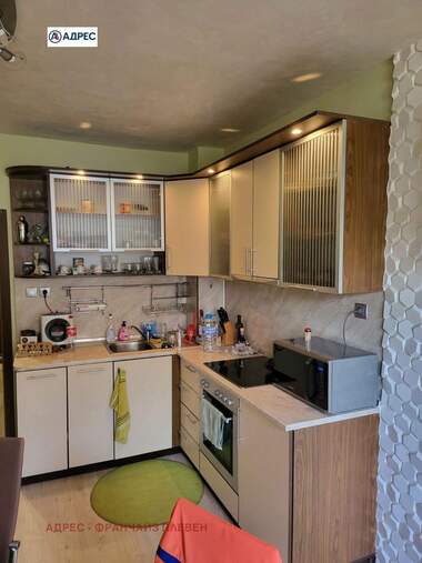 Închiriere - Apartament în Ideal City Center,  Pleven
