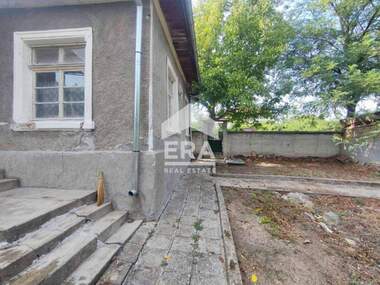 For sale - House in Knijovnik,  Haskovo