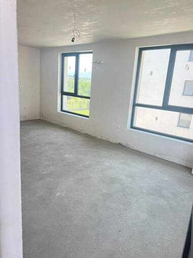 Vânzare - Apartament în Ostromila,  Plovdiv