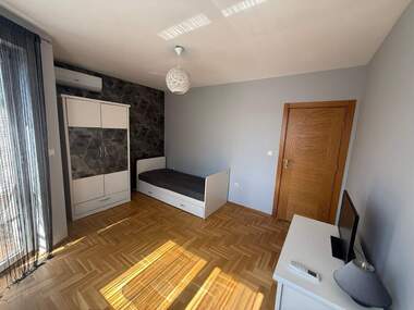 For rent - Apartment in Liatno kino Trakia,  Varna