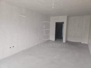 For sale - Apartment in Iujen,  Plovdiv