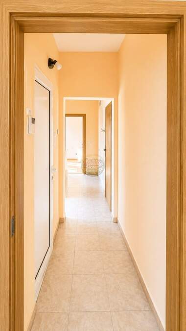 Închiriere - Apartament în Zdraveț,  Ruse