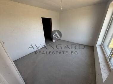 Продажба - Апартамент в Остромила,  Пловдив