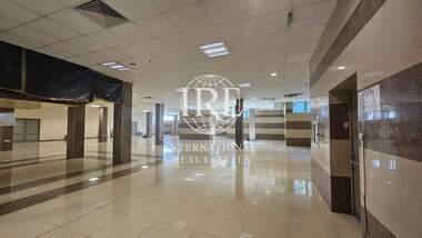 For rent - Store in Metro,  Varna