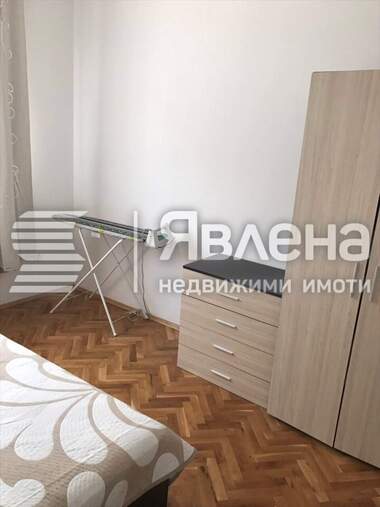 Miete - Wohnung in Zentar,  Burgas