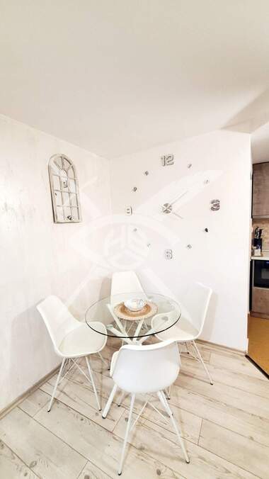 For rent - Apartment in Sportna zala,  Varna