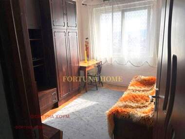 Vânzare - Apartament în Avtogara,  Varna