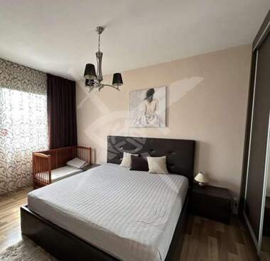 Închiriere - Apartament în Karlovo,  Plovdiv