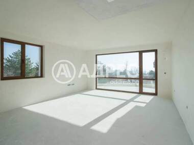 Vânzare - Apartament în Evksinograd,  Varna