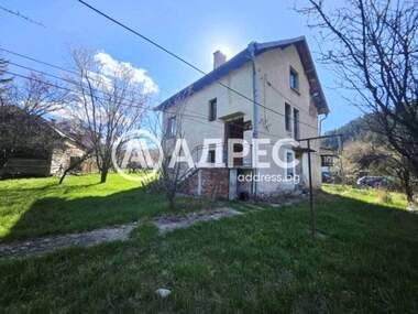 For sale - House in Govedarci,  Sofia Oblast
