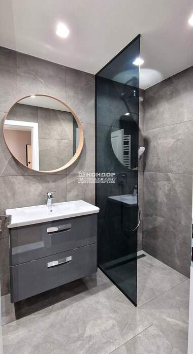 Vânzare - Apartament în Kărșiaka,  Plovdiv