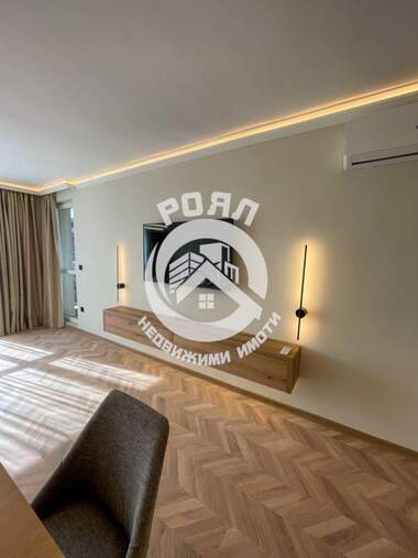For sale - Apartment in Iujen,  Plovdiv