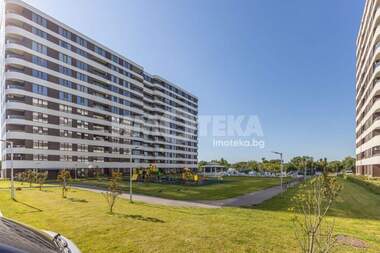 Продажба - Апартамент в Гранд Мол,  Варна