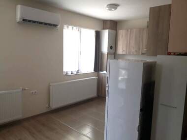 Miete - Wohnung in Rodina 1,  Ruse