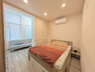 Vânzare - Apartament în Center,  Varna