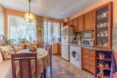 For sale - Apartment in k.k. Chayka,  Varna