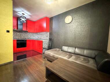 Închiriere - Apartament în Izgrev,  Burgas