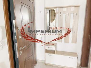 Închiriere - Apartament în Briz,  Varna