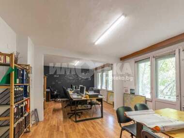 Verkauf - Büro in Elektron,  Warna