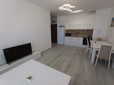 Miete - Wohnung in Izgrew,  Burgas