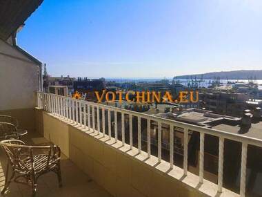 Vânzare - Apartament în Center,  Varna