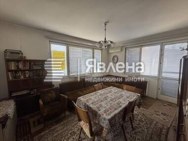 Продажа - Квартира в Център,  Ямбол