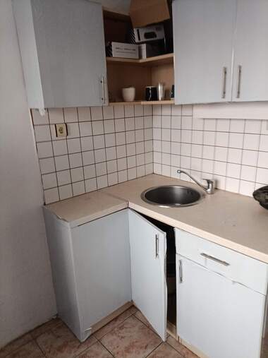 For rent - Beauty saloon/Office/Store/Dental office in Center,  Razgrad