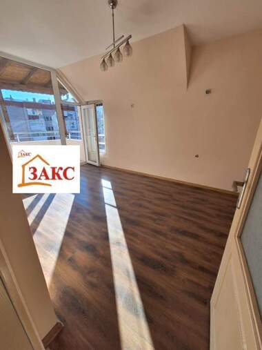 Продажба - Апартамент във Възрожденци,  Кърджали