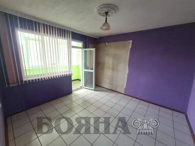 Продажба - Апартамент в Широк център,  Русе