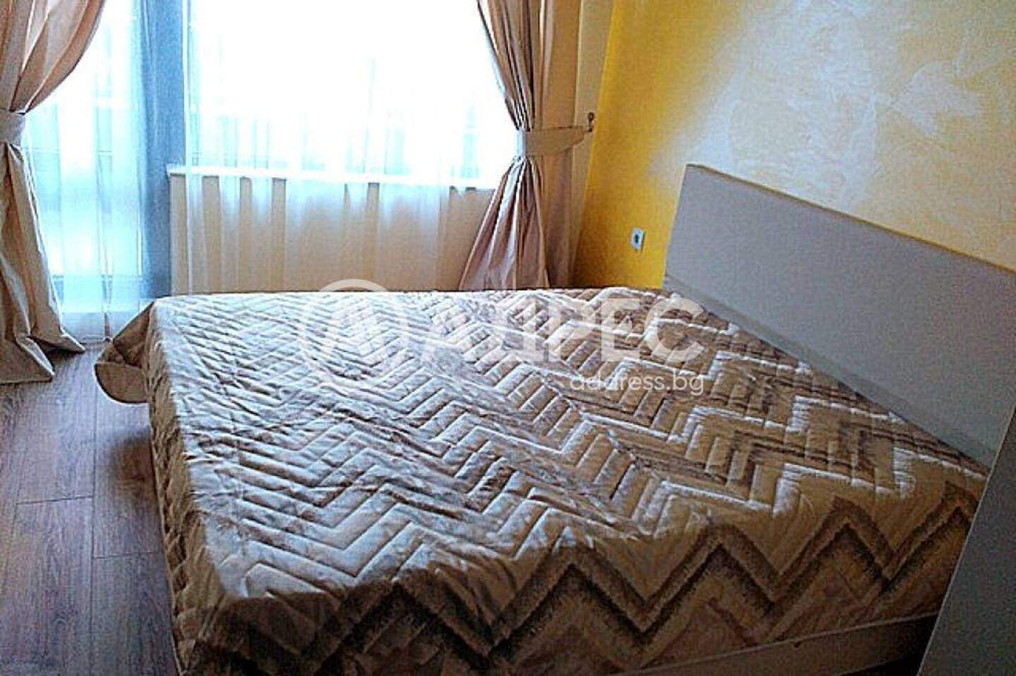 Двустаен Апартамент в Център, Варна – снимка 5