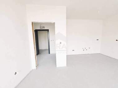 For sale - Apartment in Kuba,  Haskovo