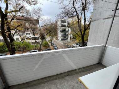 For sale - Apartment in Iujen,  Plovdiv
