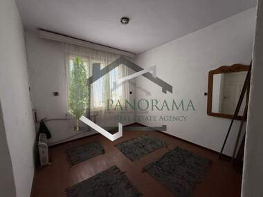 For sale - House in Bolnicata,  Shumen