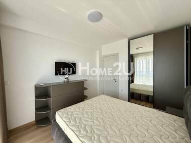 Verkauf - Wohnung in Wazrajdane 3,  Warna