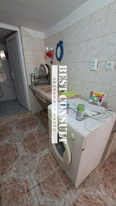 Închiriere - Casă în Zdraveț,  Ruse