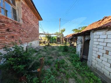 For sale - House in Carimir,  Plovdiv